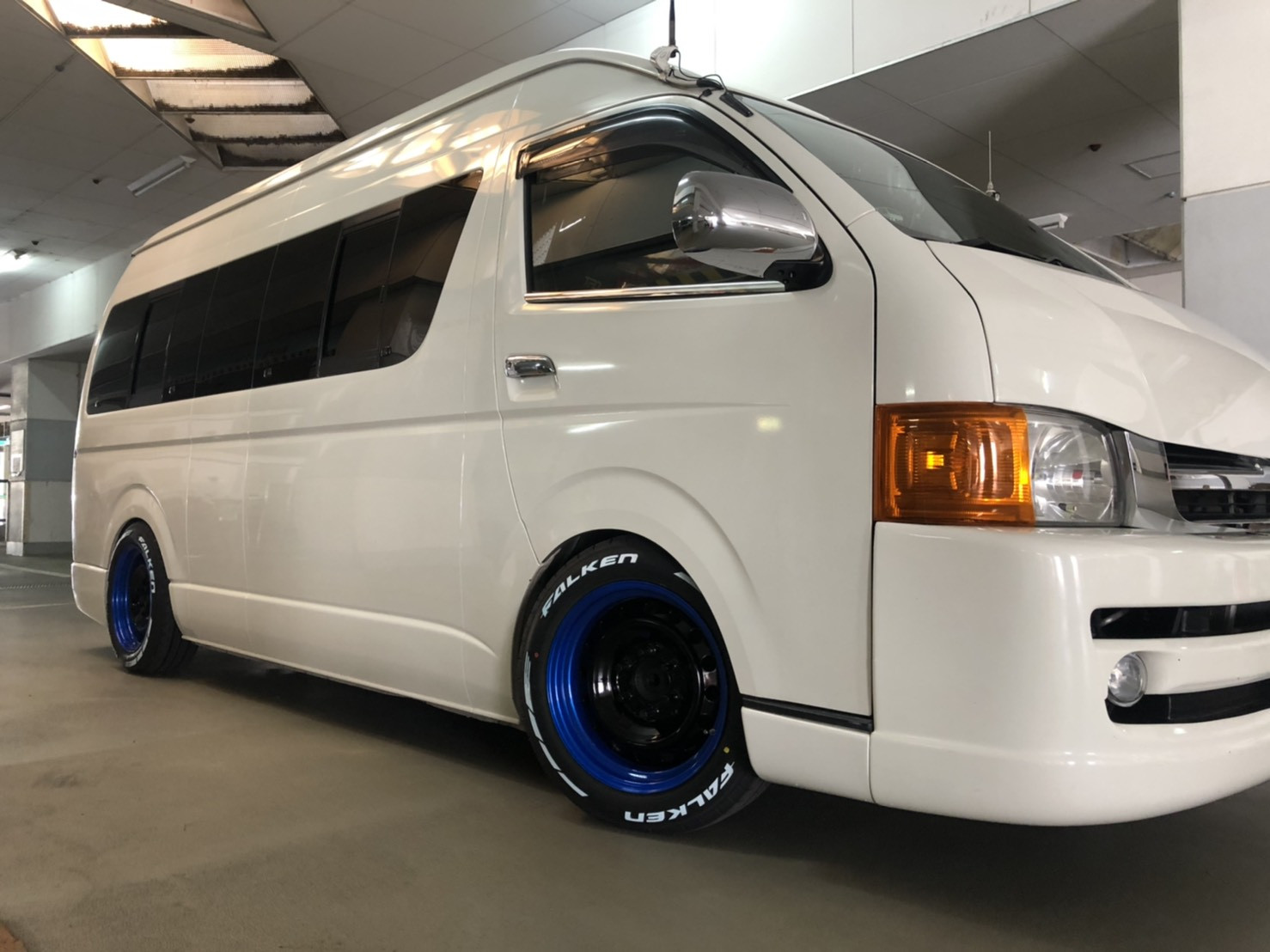 ハイエース ホイールカスタム